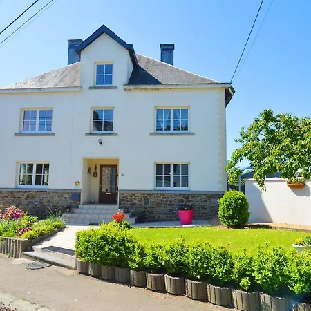 Cozy Holiday In Luxembourg With Private Terrace بيت للعطل *
